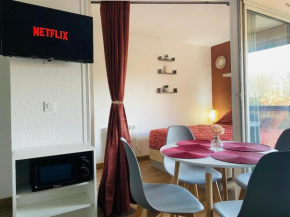 Agréable appartement avec loggia, WIFI & parking proche plage